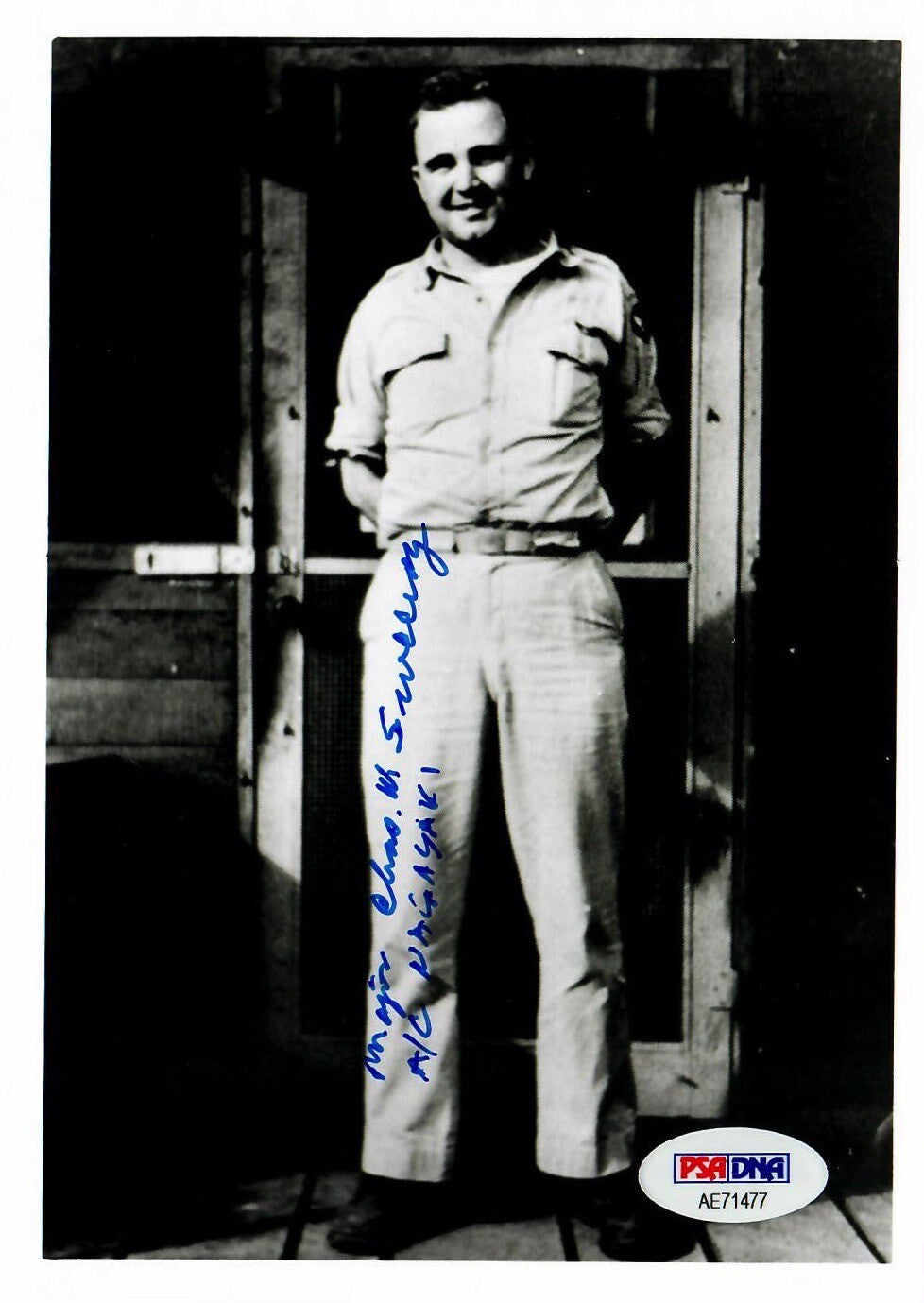 CHARLES SWEENEY SIGNED 5x7 PHOTO PSA DNA AE71477 (D) WWII PILOT BOCKSCAR C-150