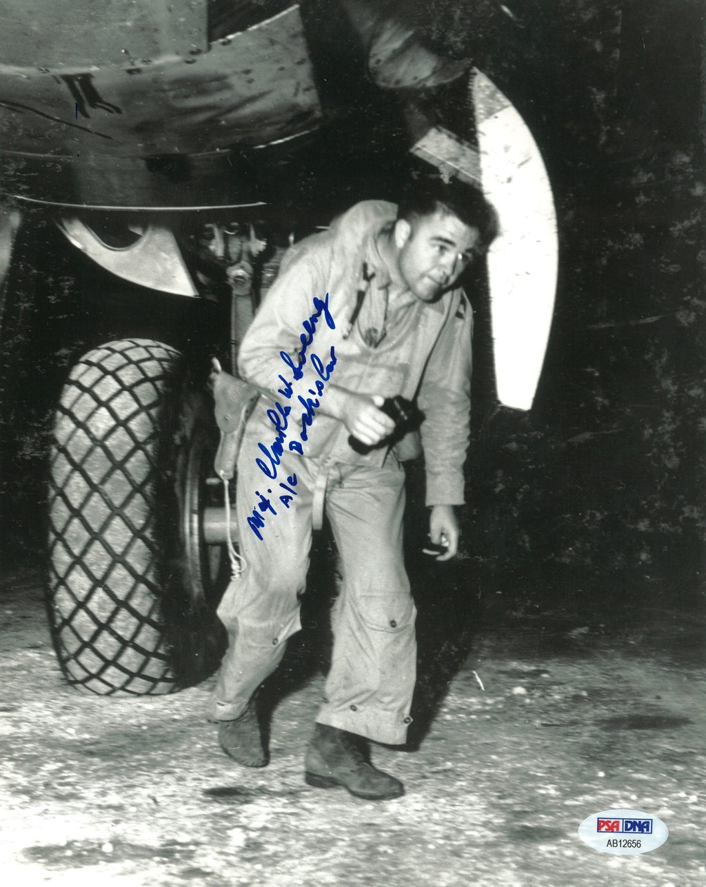 CHARLES SWEENEY SIGNED 8X10 PHOTO PSA DNA AB12656 (D) WWII PILOT BOCKSCAR C-150