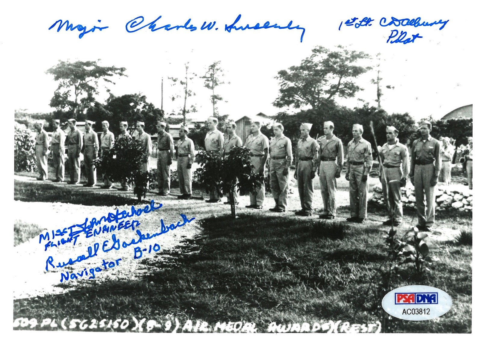 509 COMP GROUP AIR MEDAL MULTI SIGNED 5X7 PSA DNA PSA DNA AC03812 SWEENEY ALBURY0