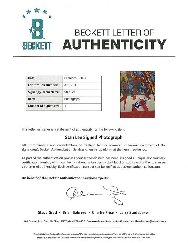 Stan Lee Signed Marvel Super Heroes 16x20 Photo Beckett LOA Autograph1