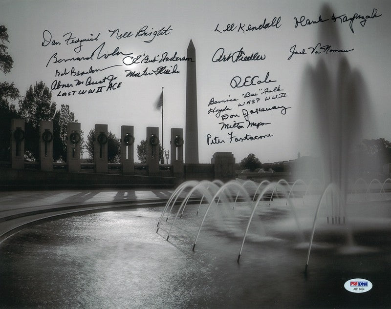 WWII Memorial Signed 11x14 Photograph by 16 Veterans PSA DNA LOA0