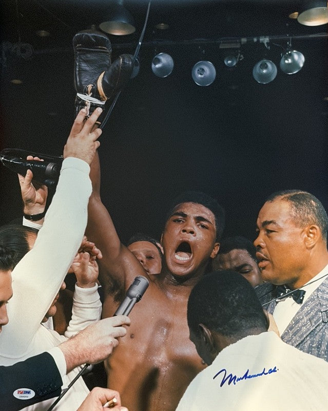 MUHAMMAD ALI SIGNED 16X20 PSA DNA ARMS IN AIR GOAT I092020